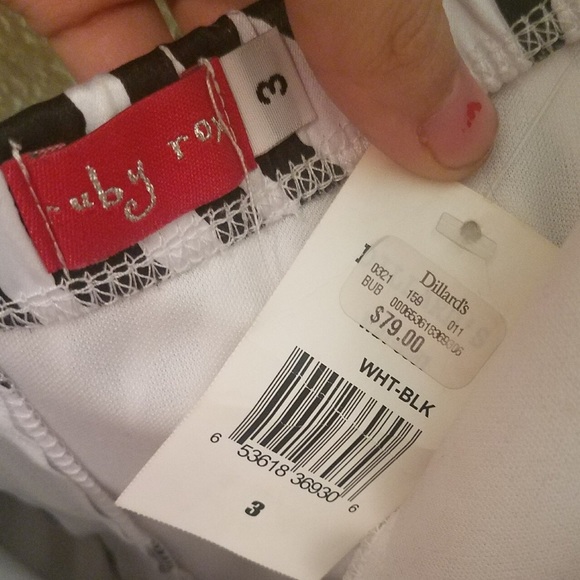 Ruby Rox Zebra Dress - Picture 4 of 4